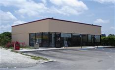 Freestanding One Story Commercial Building - Us 41